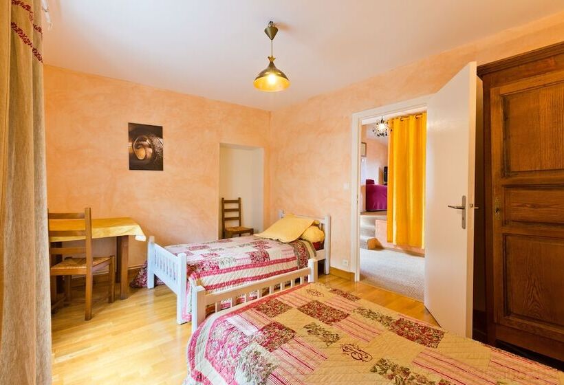 Отель Auberge De Margot