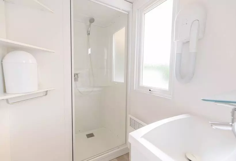 ホテル Camping Les Chèvrefeuilles   Maeva