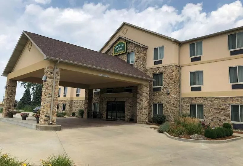 Hotelli Country View Inn & Suites