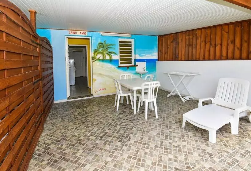 هتل L Oeil Dans Le Bleu