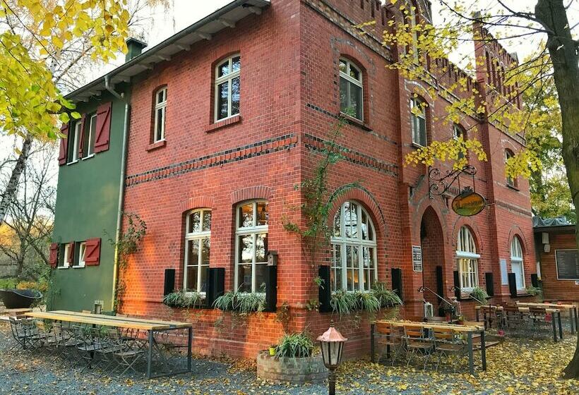 فندق Landhaus Dessau