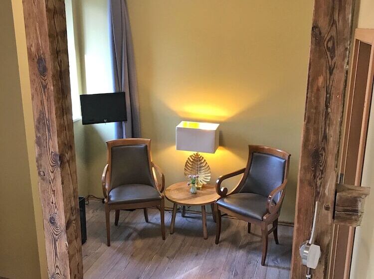 فندق Landhaus Dessau