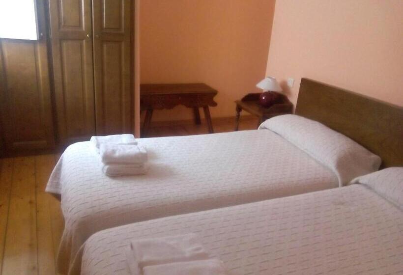 فندق Las Grandas