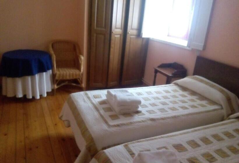 فندق Las Grandas