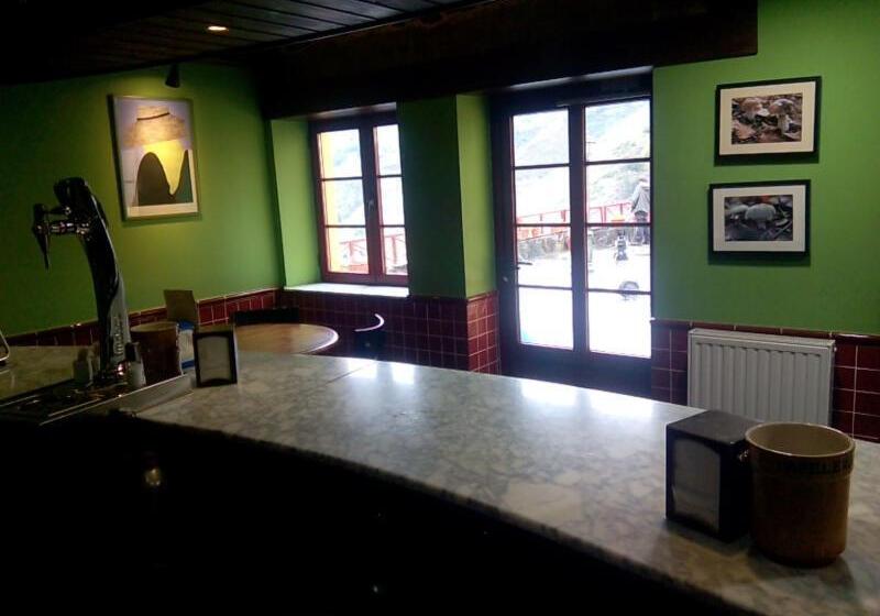 فندق Las Grandas