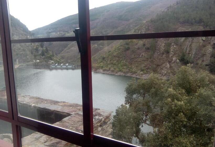 فندق Las Grandas