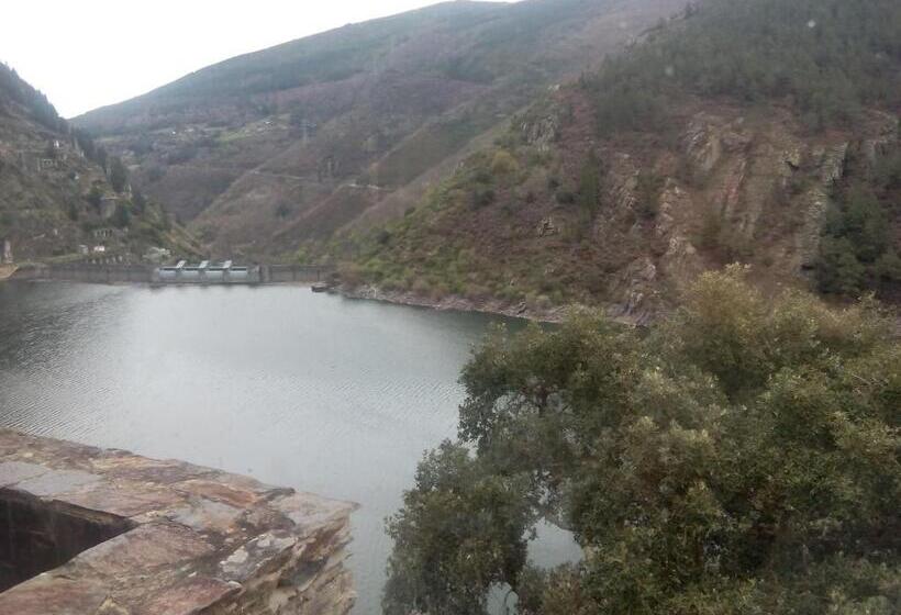 فندق Las Grandas