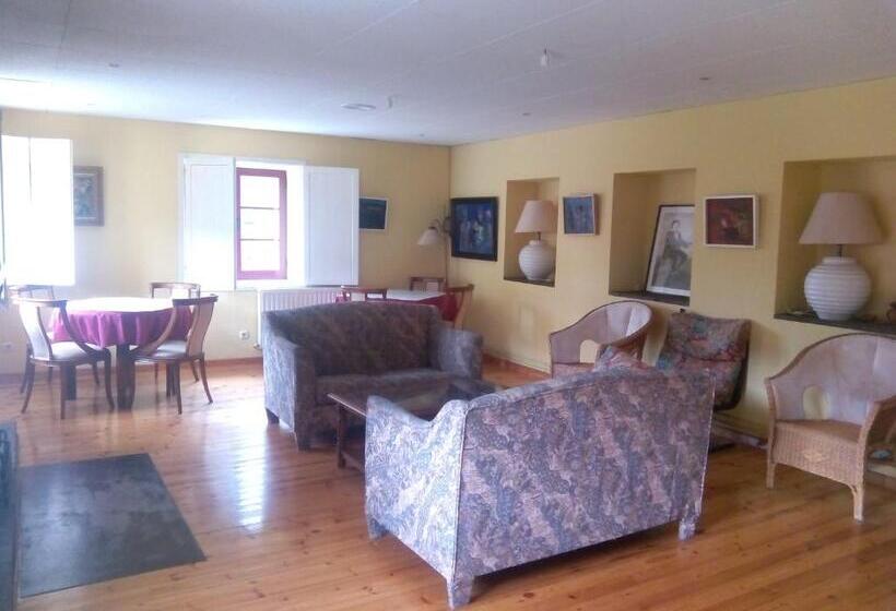 فندق Las Grandas