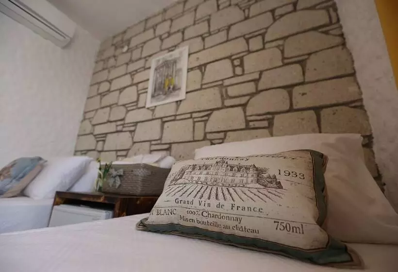 Hotel Peroni