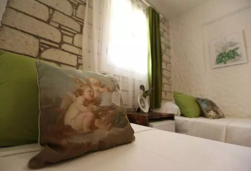 Hotel Peroni
