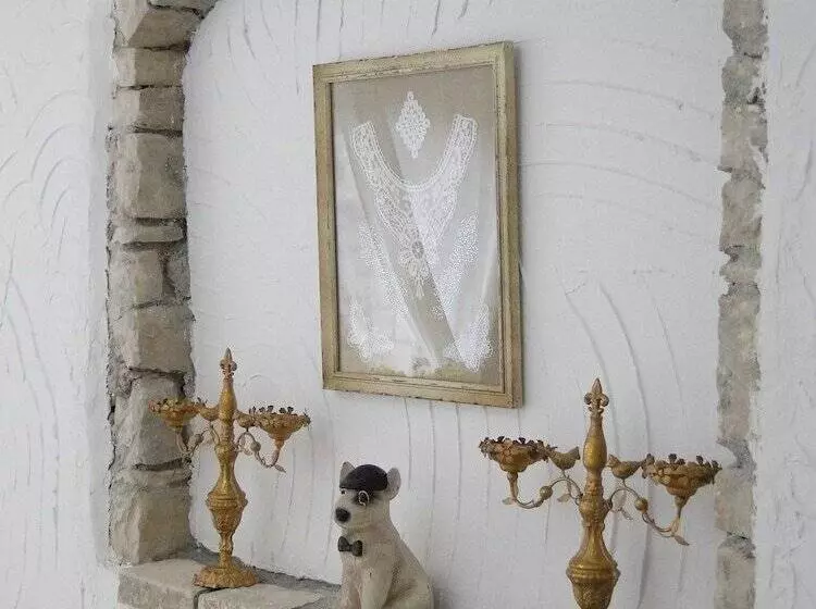 Hotelli The Stone Castle Boutique