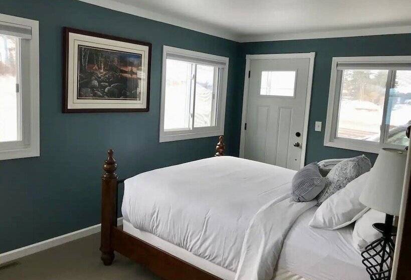 モーテル Aqua Aire Inn & Suites