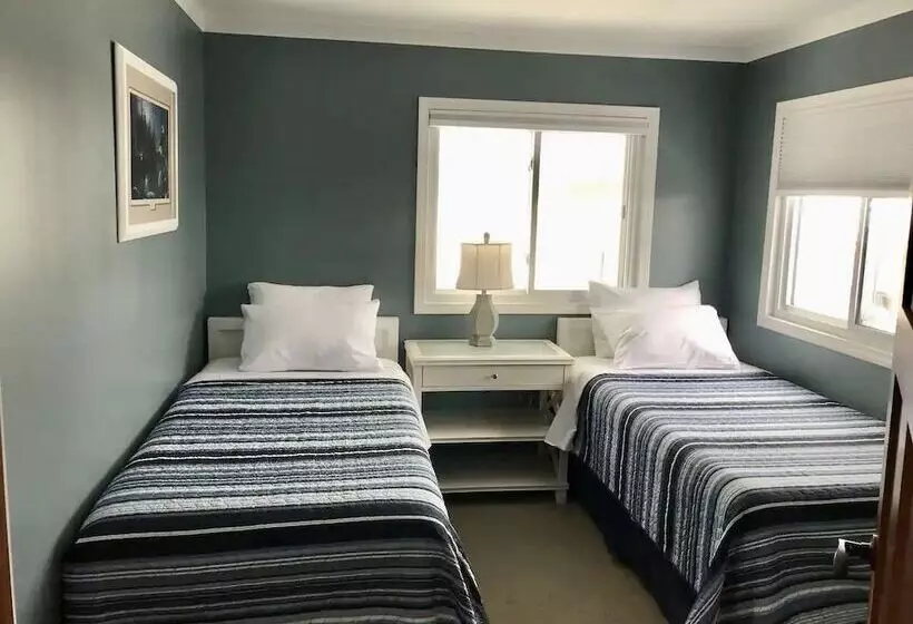 モーテル Aqua Aire Inn & Suites