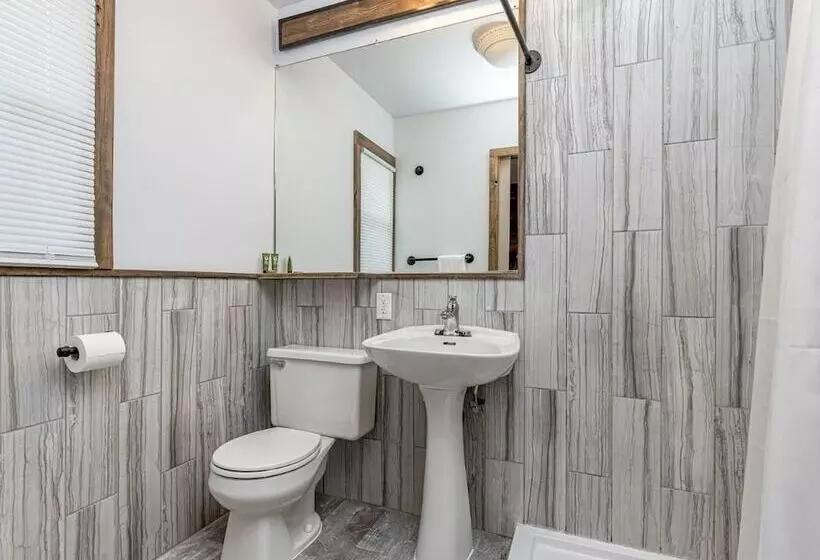 モーテル Aqua Aire Inn & Suites