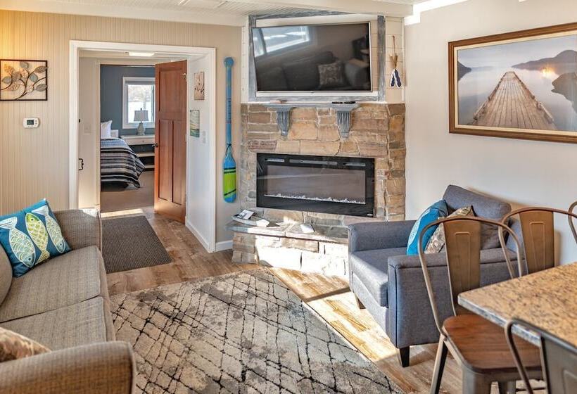 モーテル Aqua Aire Inn & Suites