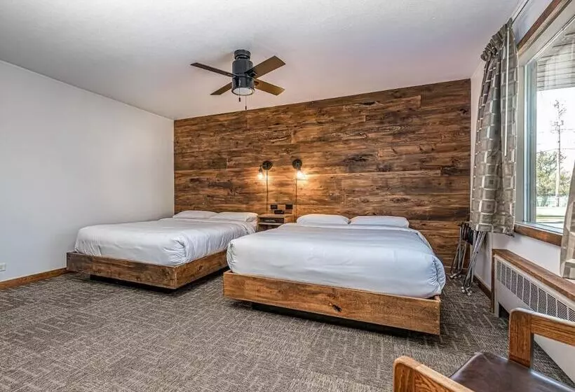 モーテル Aqua Aire Inn & Suites