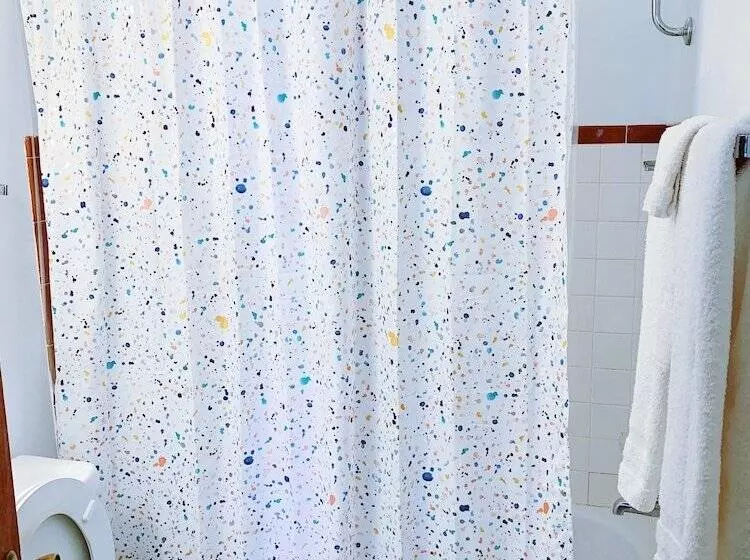 モーテル Coppermine Lodge