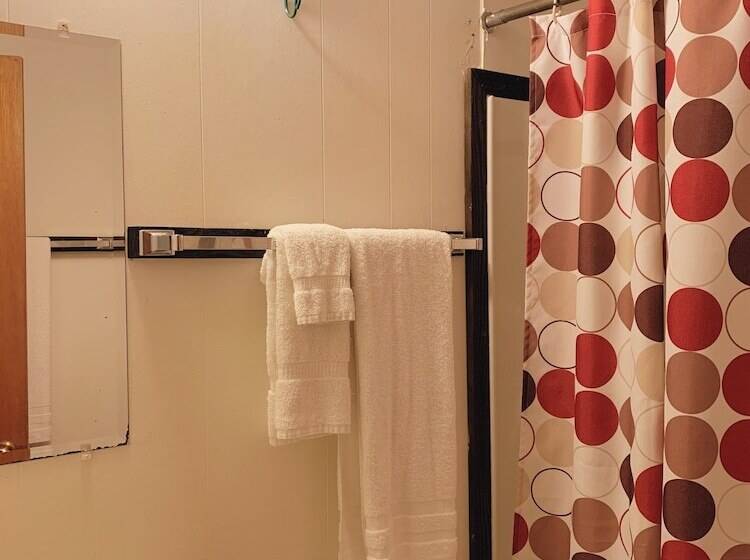 Motel Coppermine Lodge