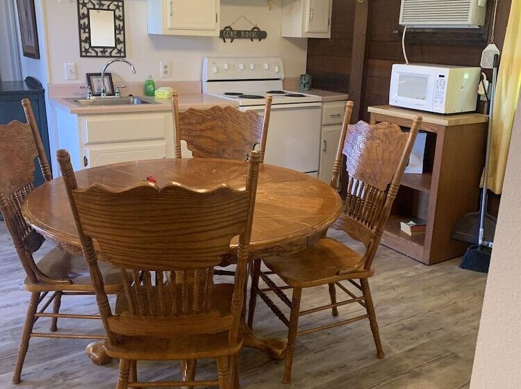 Motel Coppermine Lodge