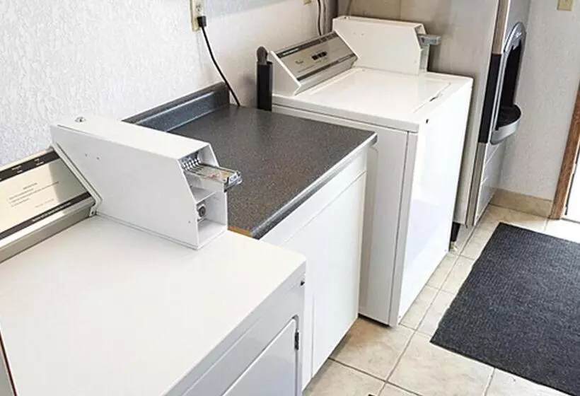 Motelli Prairie Mountain Inn