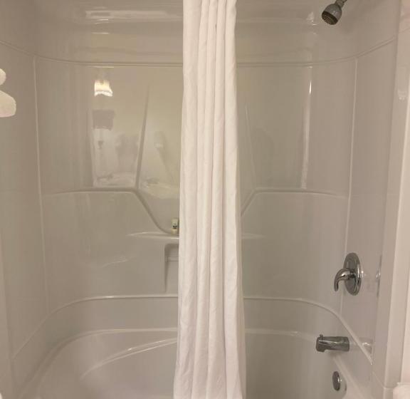 מוטל Prairie Mountain Inn