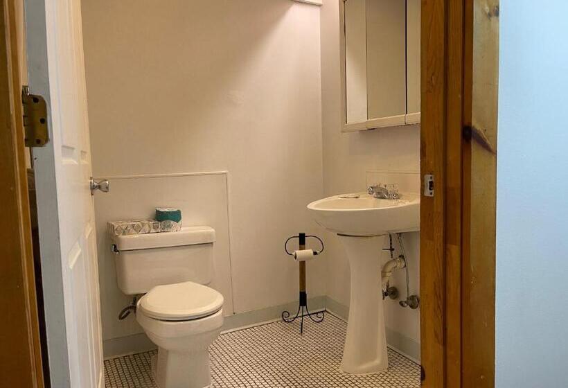 فندق على الطريق Rhinebeck Village Inn