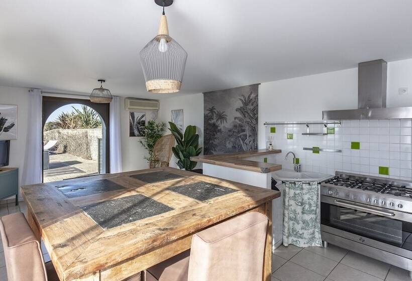 پانسیون Domaine Du Grand Bec