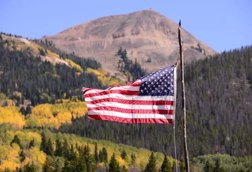 The Cabins At Historic Columbine