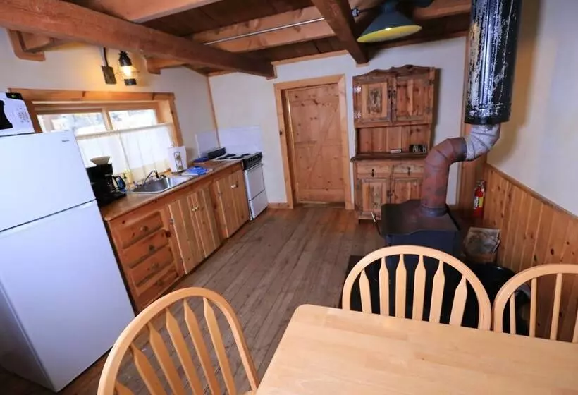 The Cabins At Historic Columbine