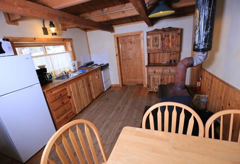 The Cabins At Historic Columbine