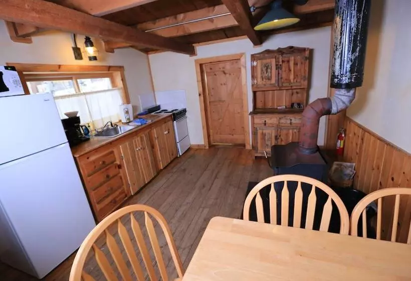 The Cabins At Historic Columbine