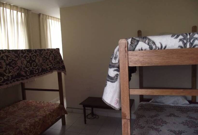 هاستل Las Brisas Hostal