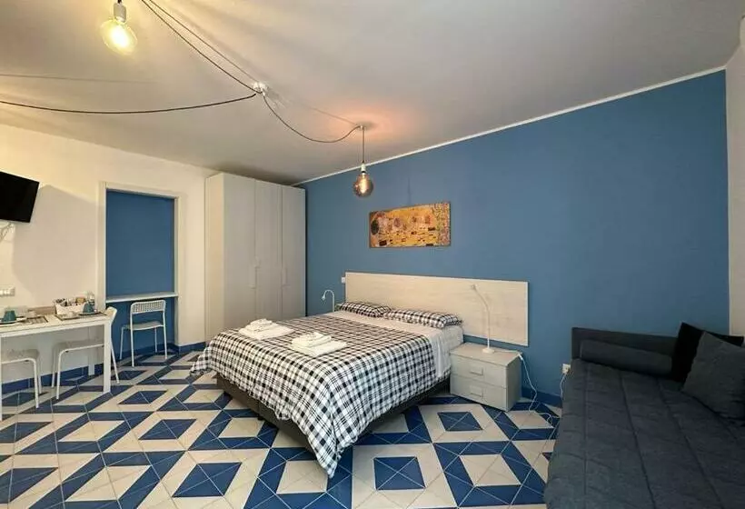 ベッドアンドブレックファースト Santa Lucia