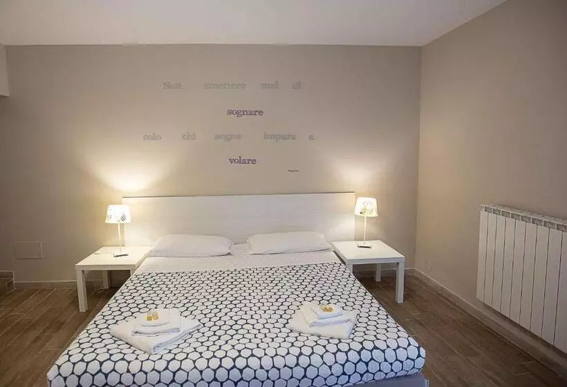 ベッドアンドブレックファースト Santa Lucia