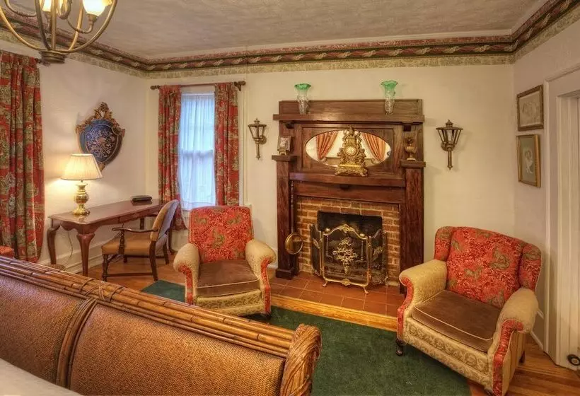 ベッドアンドブレックファースト Bluefield Inn