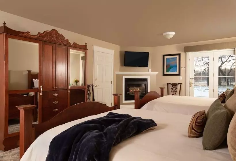 Aamiaismajoitus (B&B) The Oakwood Inn – Adults Only