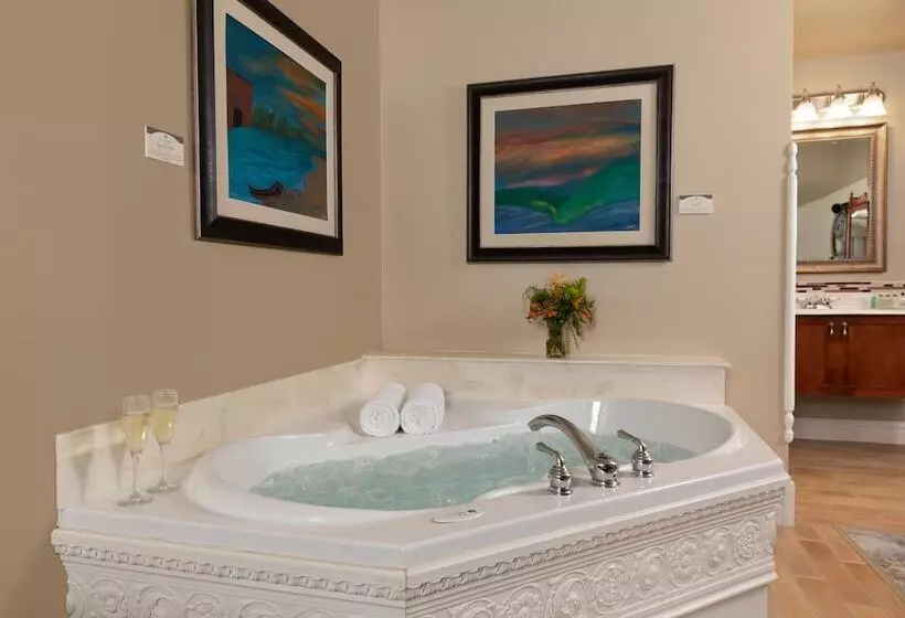 Aamiaismajoitus (B&B) The Oakwood Inn – Adults Only