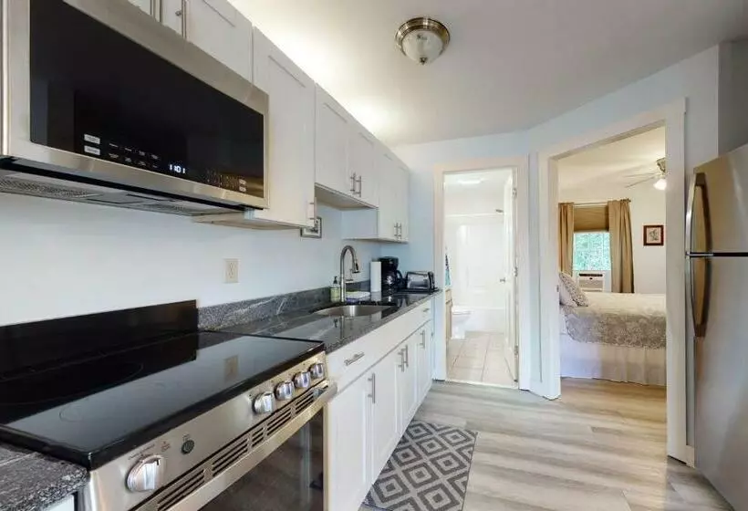 Belle Of Maine Condo 106