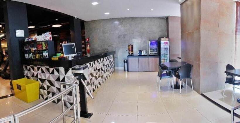 Bernal Hotel Econômico