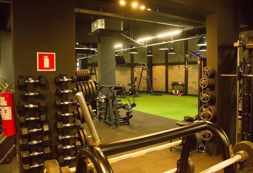 Bernal Hotel Econômico