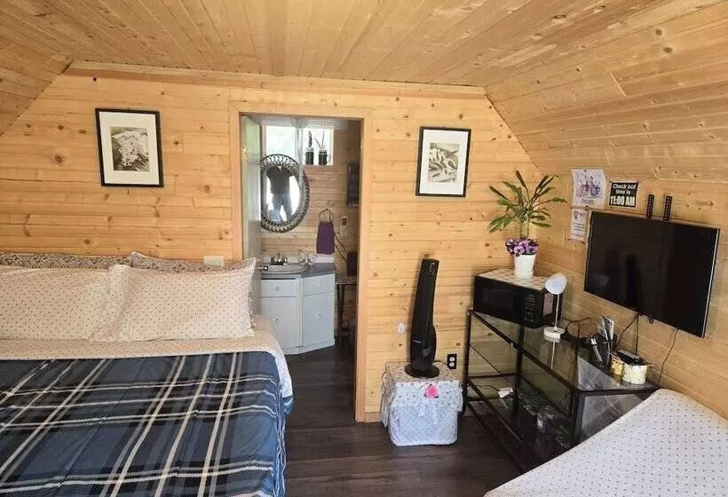 Blue River Cabins & Campgrounds