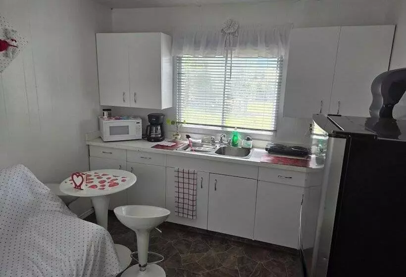 Blue River Cabins & Campgrounds