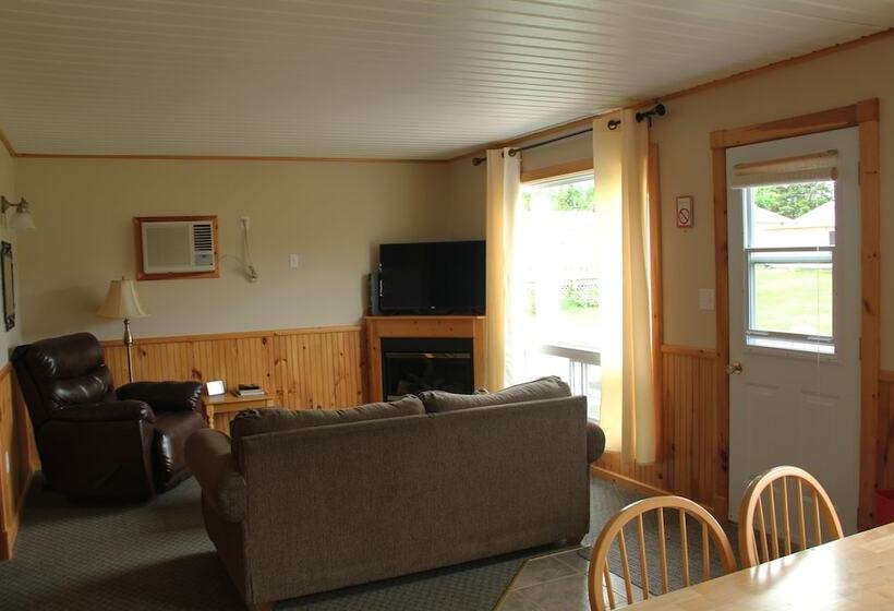 Hidden Acres Cottages