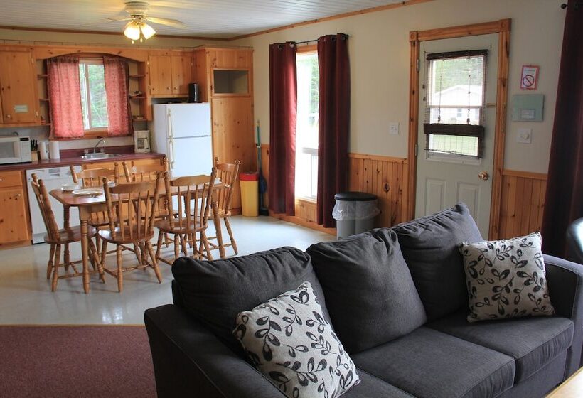 Hidden Acres Cottages