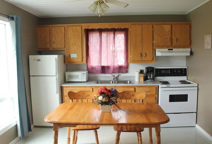 Hidden Acres Cottages