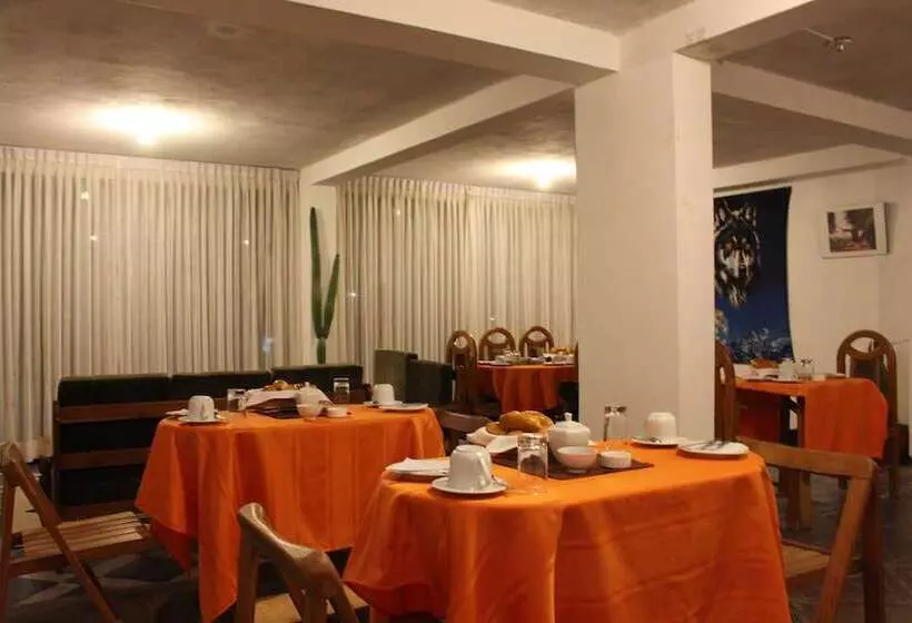 Hostal Wachuma B&b