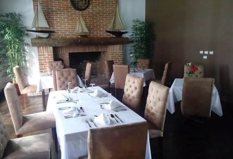 هتل Casa Imperial Coban