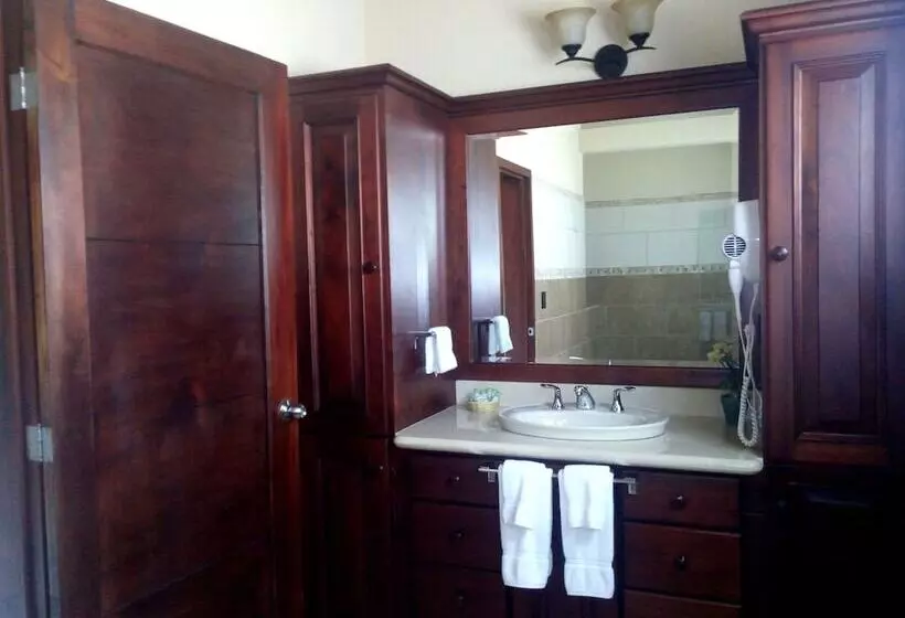 هتل Casa Imperial Coban