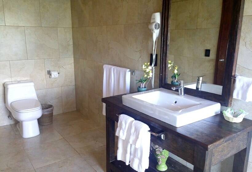 هتل Casa Imperial Coban