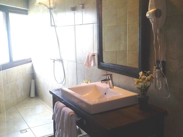 هتل Casa Imperial Coban